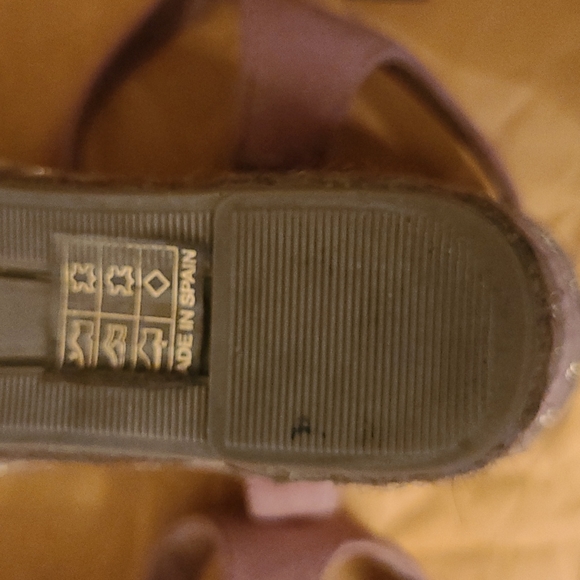 Paloma Barcelo Wedges - Picture 8 of 8